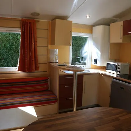 Mobil-home, Animaux Ok - 8 Pers. - Api-1-52-2295 Campsite