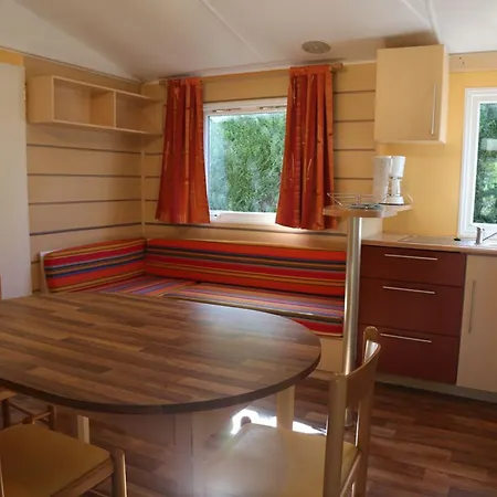 Campsite Mobil-home, Animaux Ok - 8 Pers. - Api-1-52-2295